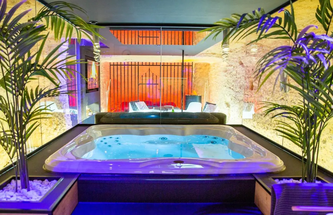 OMIRA - Nuits d'exception&spa-1